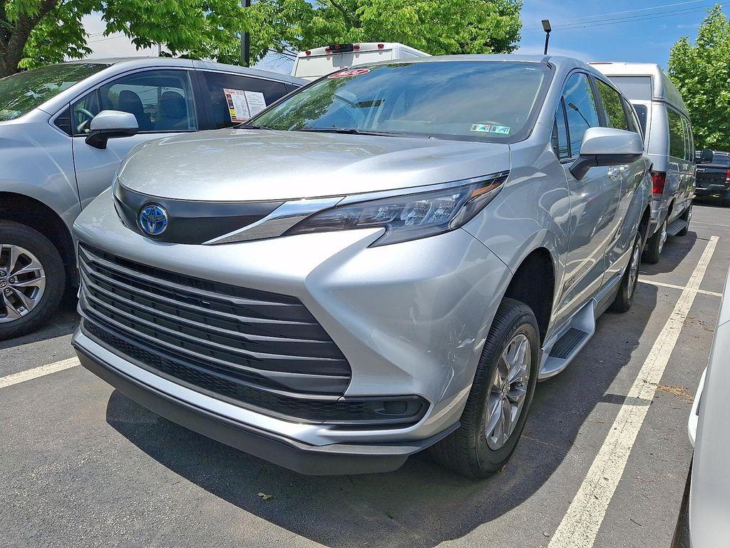 used 2024 Toyota Sienna car, priced at $89,990