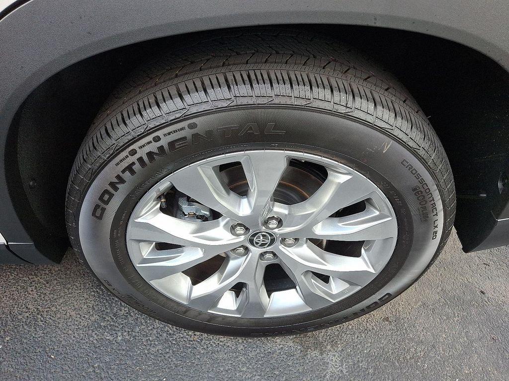 new 2025 Toyota Grand Highlander car