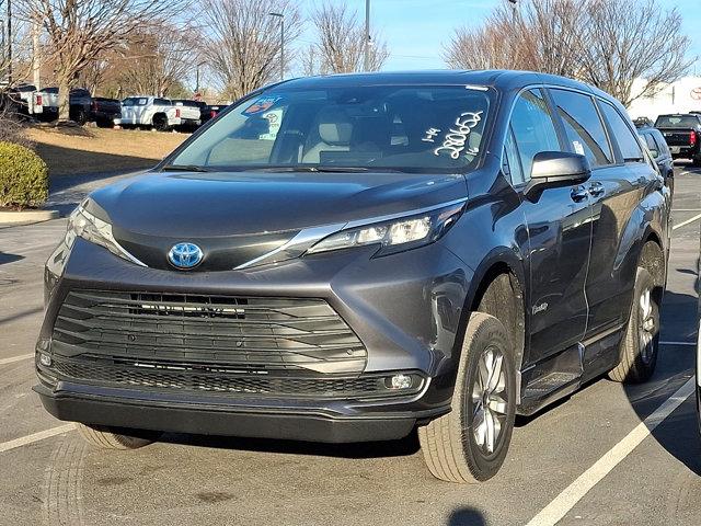 used 2025 Toyota Sienna car, priced at $91,500