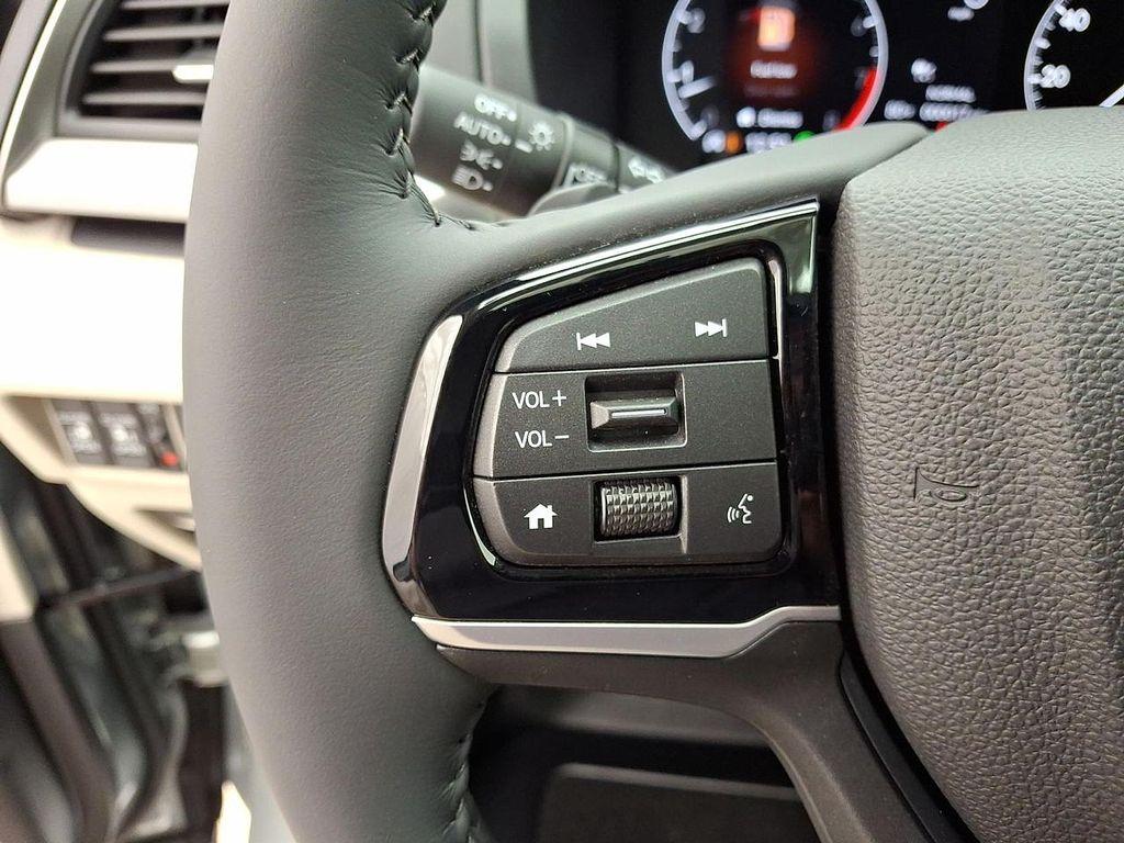 used 2025 Honda Odyssey car, priced at $85,500