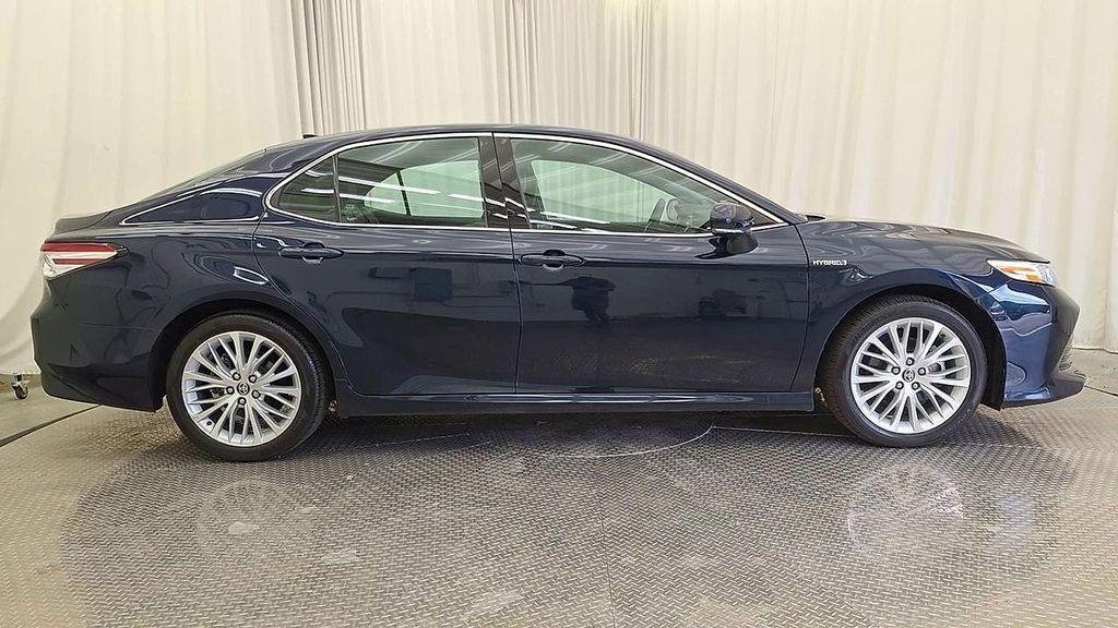 used 2020 Toyota Camry Hybrid car, priced at $25,481