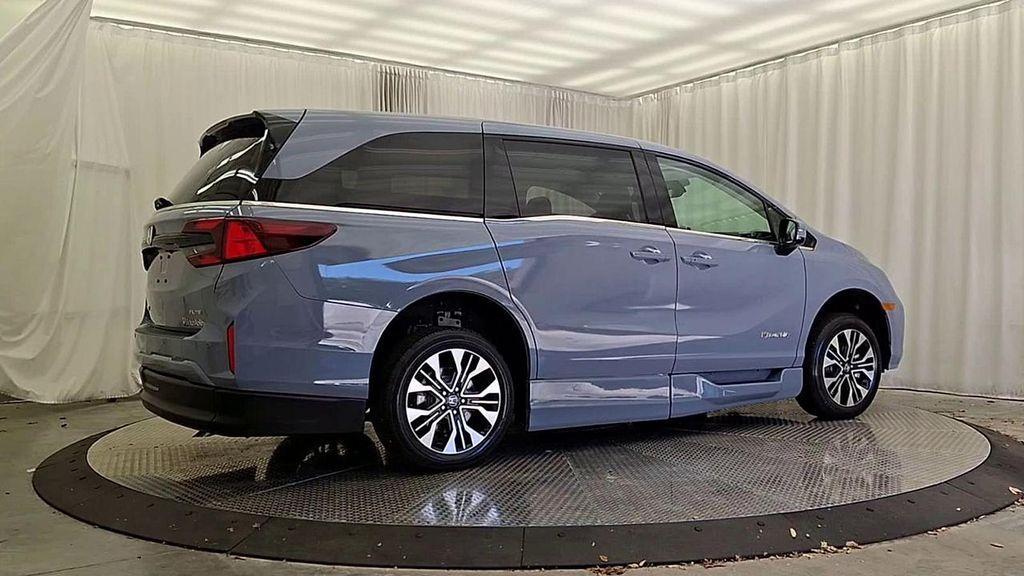 used 2025 Honda Odyssey car, priced at $92,990