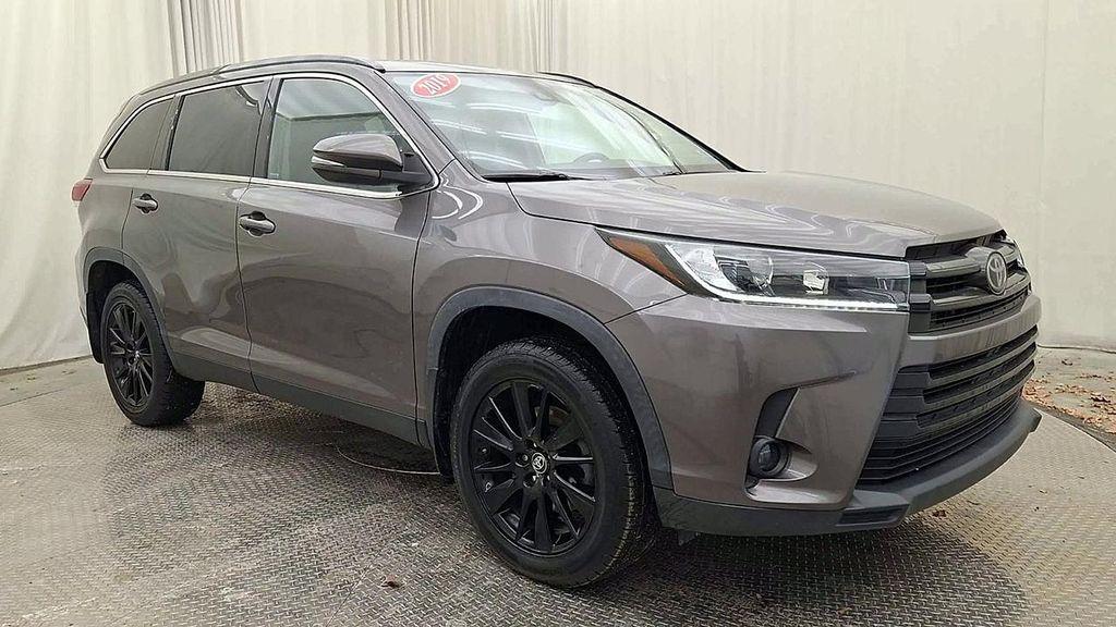 used 2019 Toyota Highlander car, priced at $28,492
