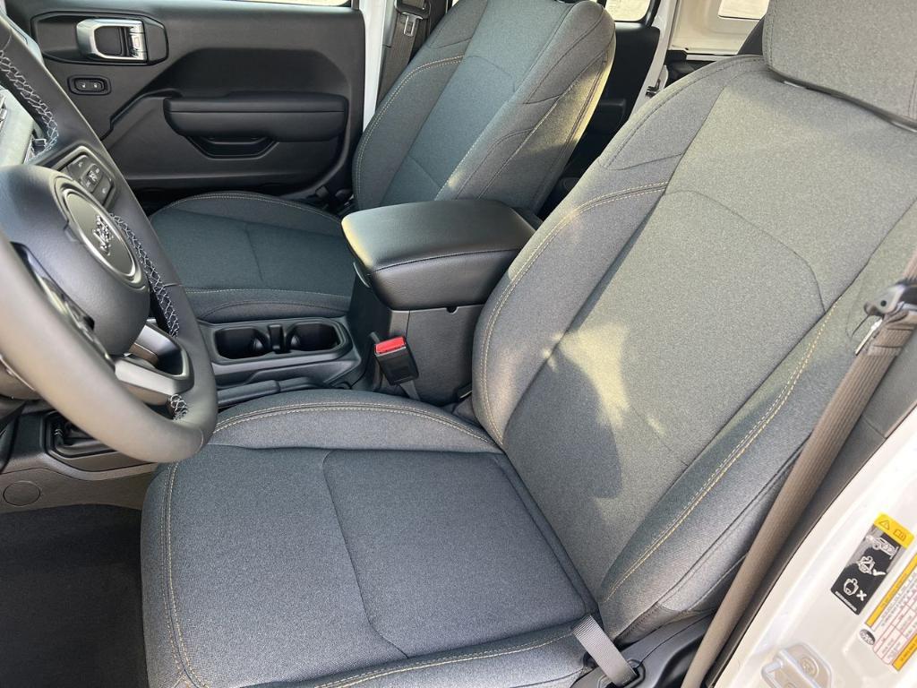 new 2026 Jeep Wrangler car, priced at $46,813