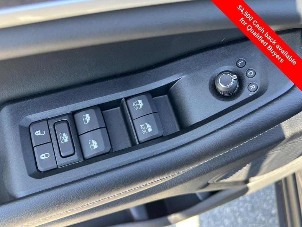 new 2025 Jeep Grand Cherokee L car, priced at $46,757