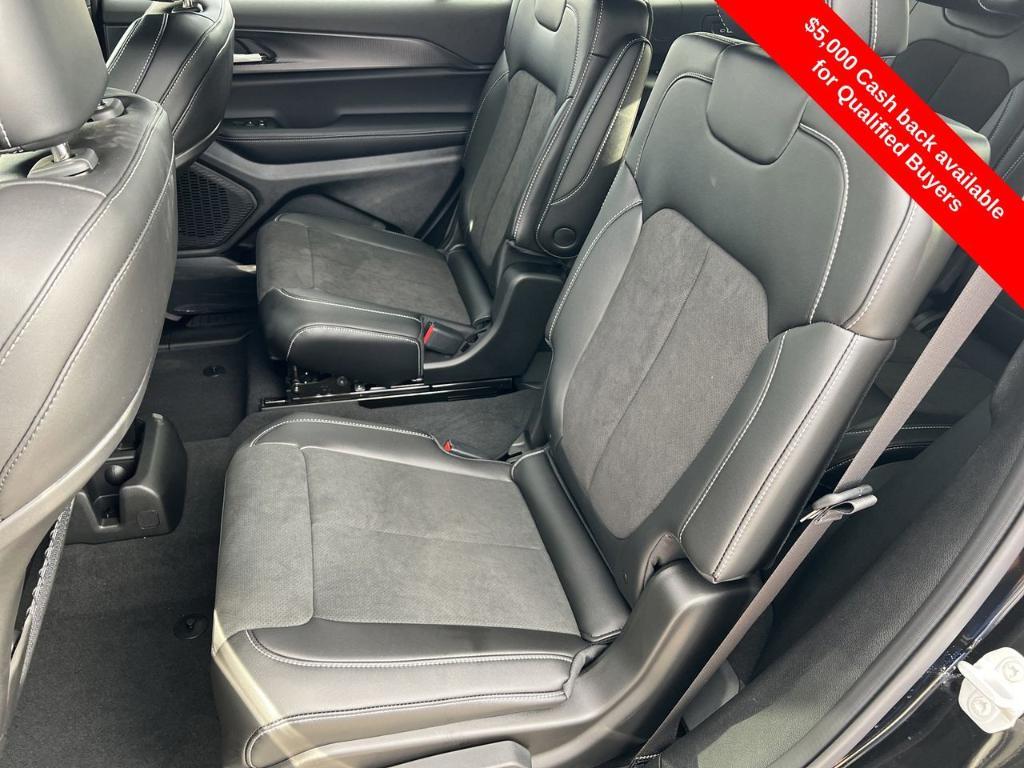 new 2025 Jeep Grand Cherokee L car, priced at $37,963