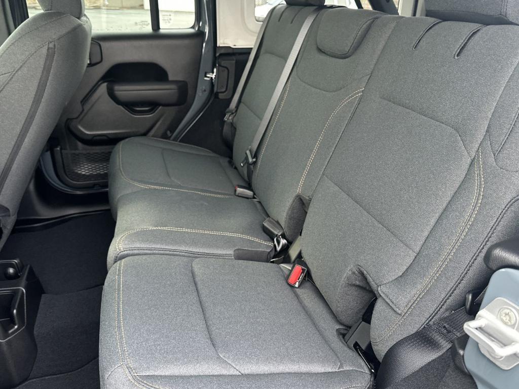 new 2026 Jeep Wrangler car, priced at $47,333