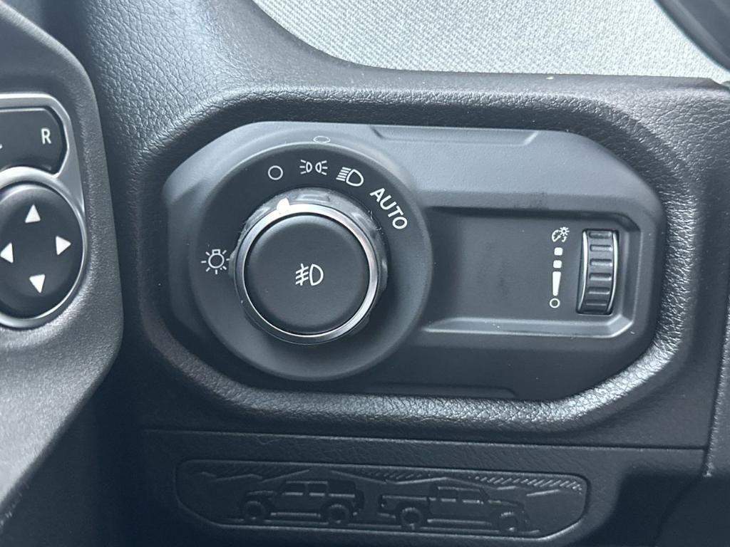 new 2026 Jeep Wrangler car, priced at $47,333