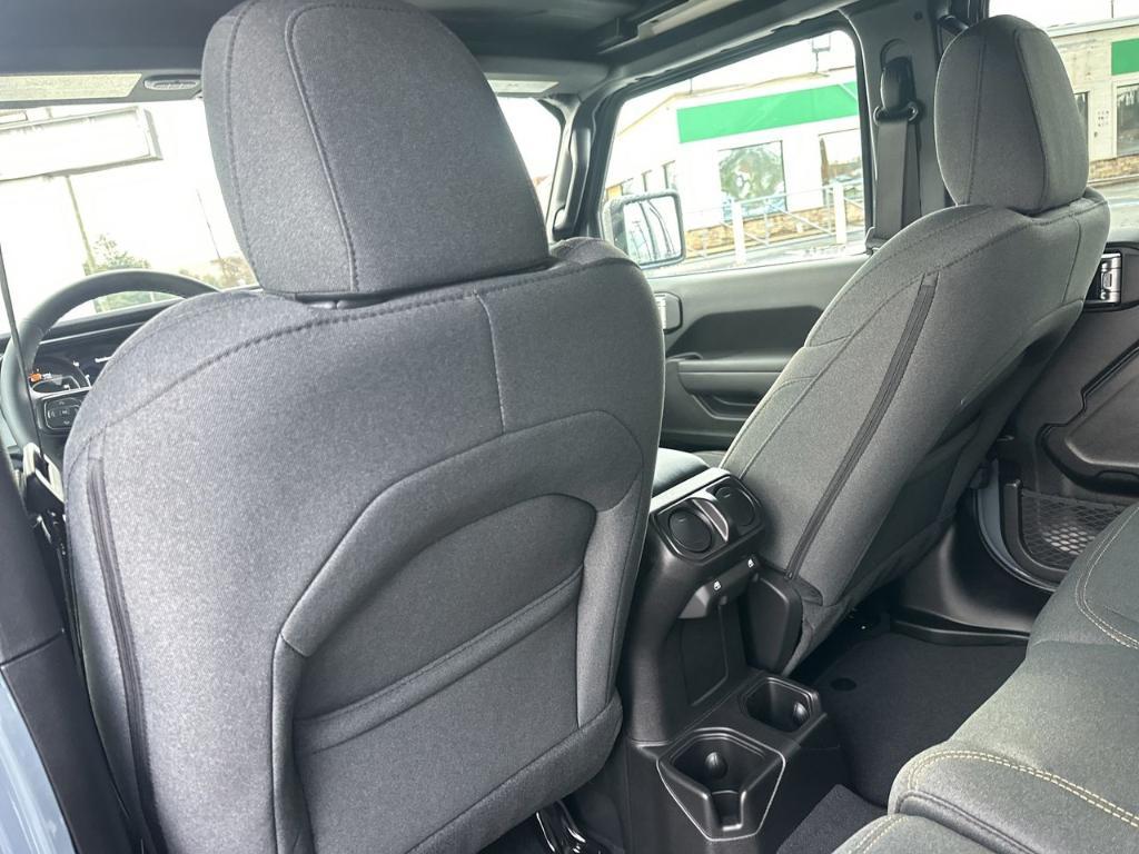 new 2026 Jeep Wrangler car, priced at $47,333