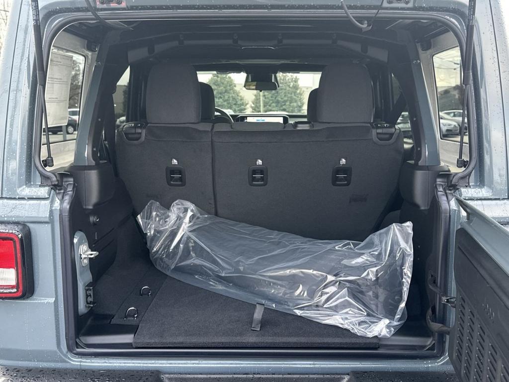 new 2026 Jeep Wrangler car, priced at $47,333