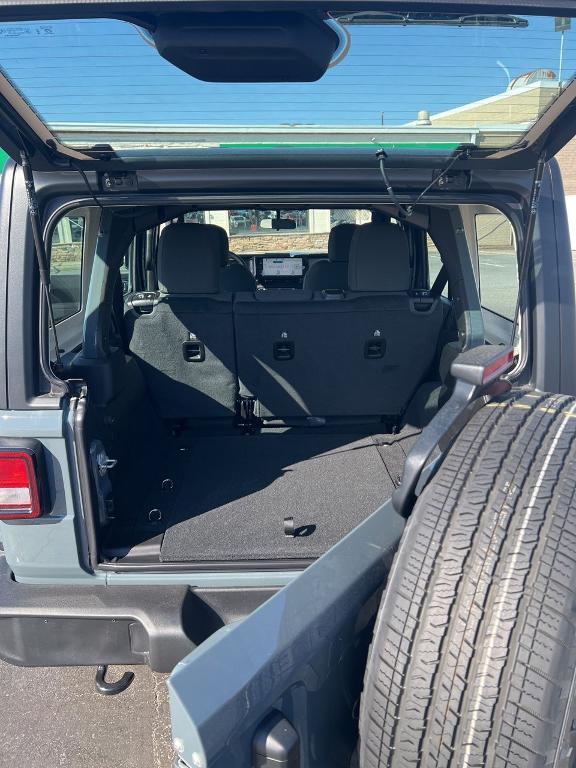 new 2026 Jeep Wrangler car, priced at $43,628