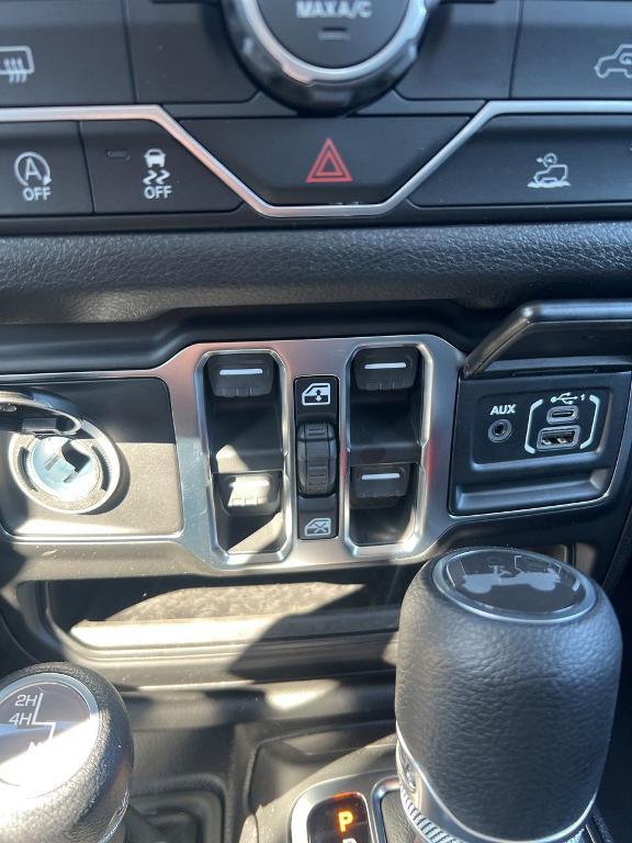 new 2026 Jeep Wrangler car, priced at $43,628