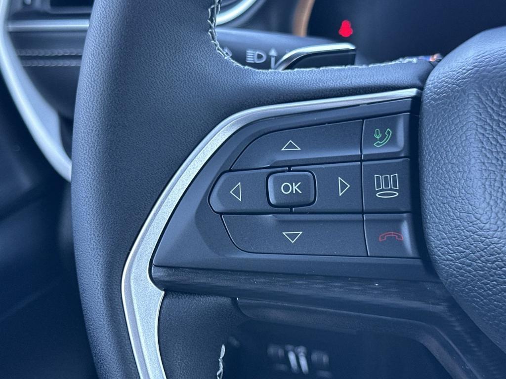 new 2025 Jeep Grand Cherokee L car, priced at $37,459