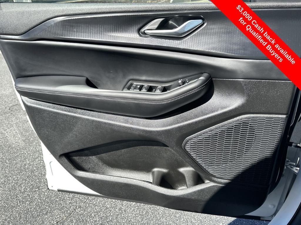 new 2025 Jeep Grand Cherokee L car, priced at $39,459