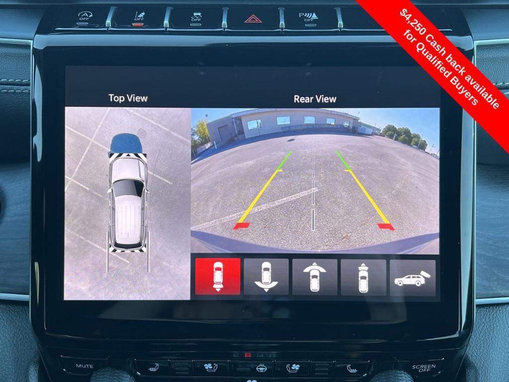 new 2025 Jeep Grand Cherokee car, priced at $46,710