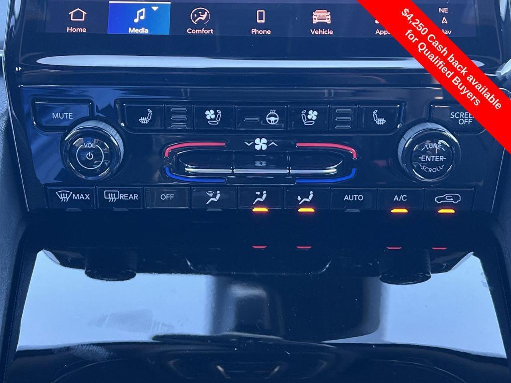 new 2025 Jeep Grand Cherokee car, priced at $46,710