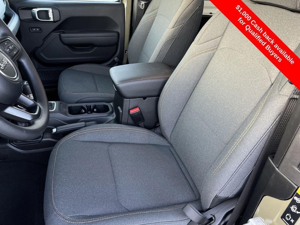 new 2026 Jeep Wrangler car, priced at $38,372