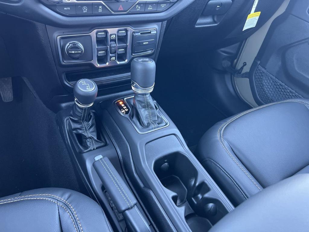 new 2026 Jeep Wrangler car, priced at $52,707