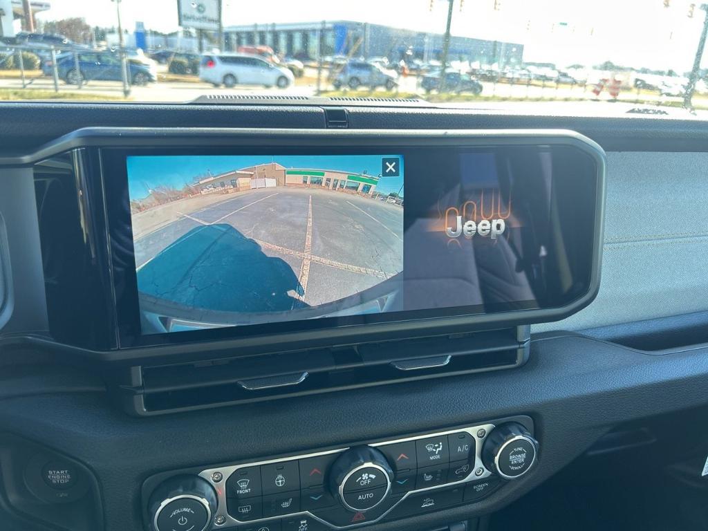 new 2026 Jeep Wrangler car, priced at $47,766