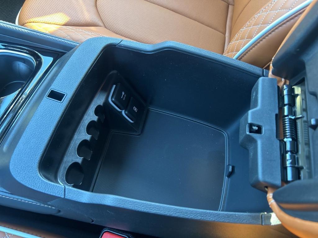 new 2026 Chrysler Pacifica car, priced at $52,252