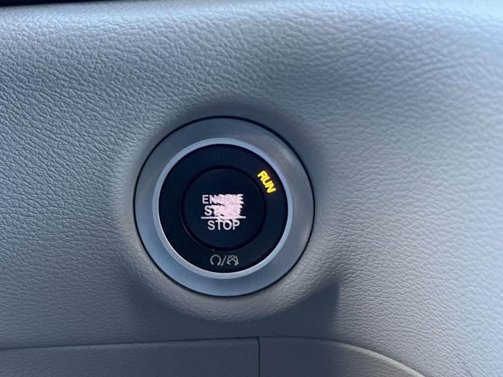 used 2017 Chrysler Pacifica car, priced at $10,200