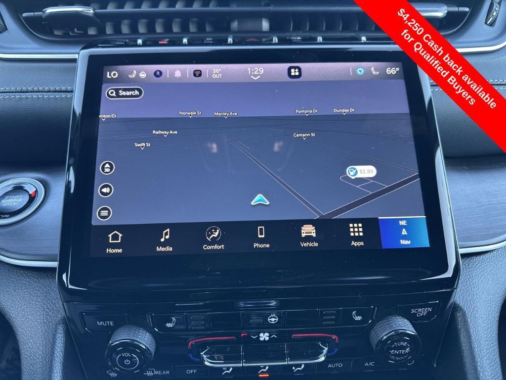 new 2025 Jeep Grand Cherokee car, priced at $45,541