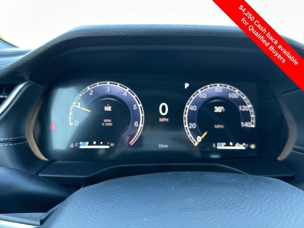 new 2025 Jeep Grand Cherokee car, priced at $45,541