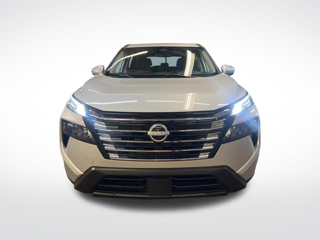 used 2024 Nissan Rogue car, priced at $19,886