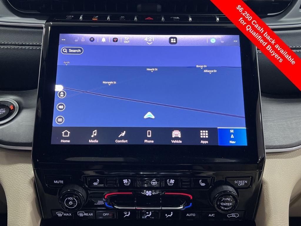 new 2025 Jeep Grand Cherokee car, priced at $44,710