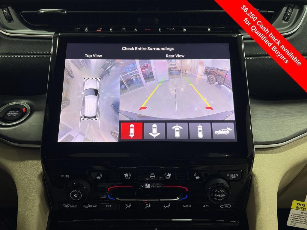 new 2025 Jeep Grand Cherokee car, priced at $44,710