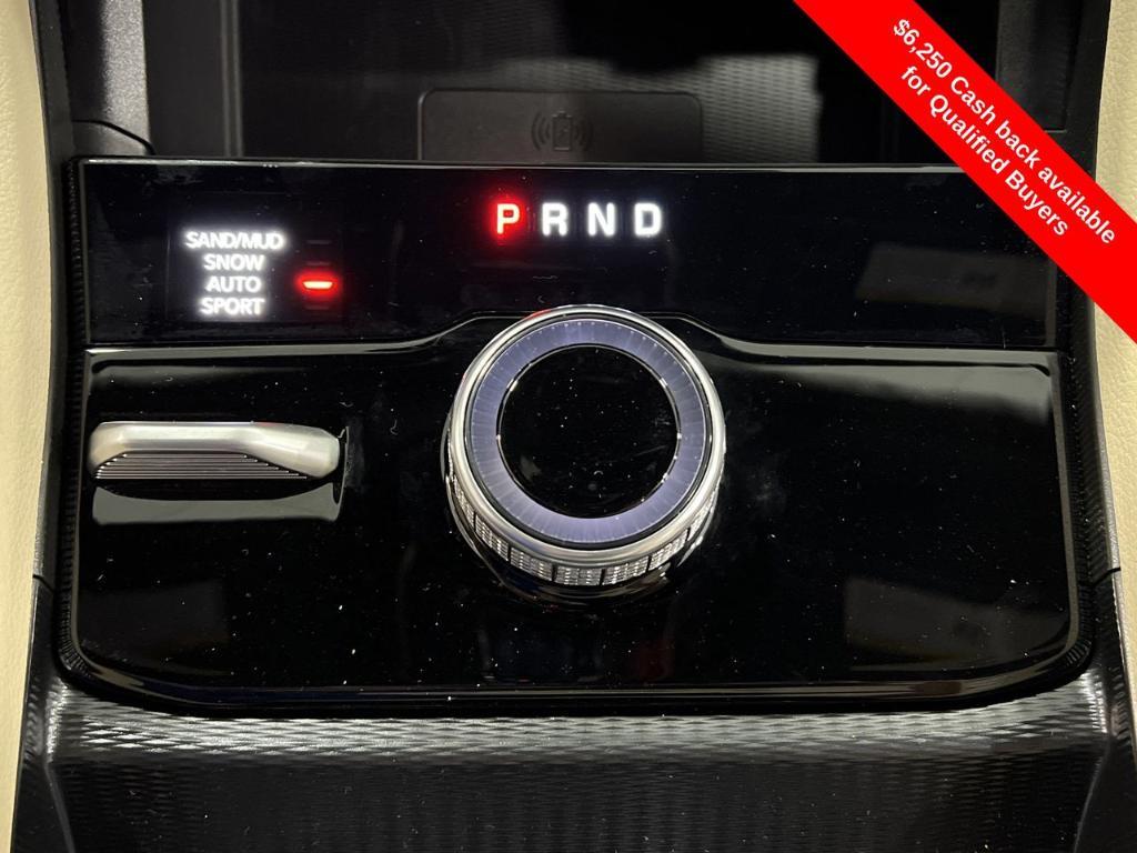 new 2025 Jeep Grand Cherokee car, priced at $44,710