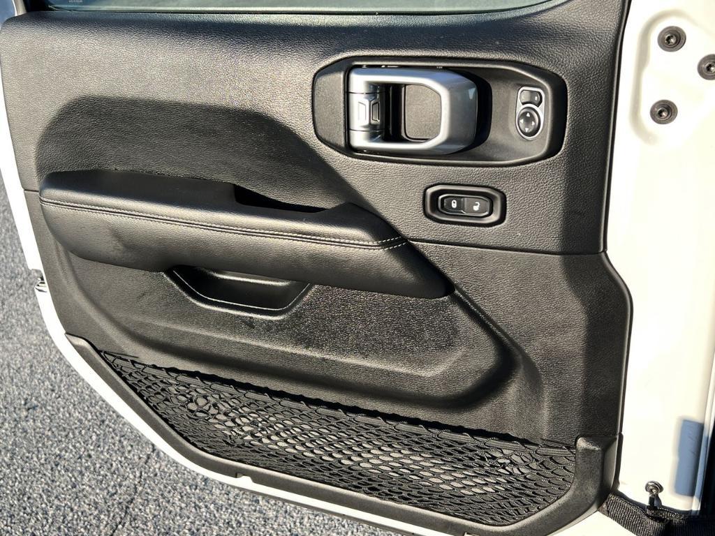 used 2019 Jeep Wrangler Unlimited car, priced at $22,900