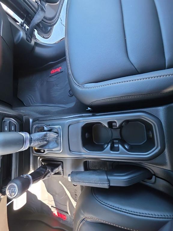 new 2026 Jeep Wrangler car, priced at $53,851