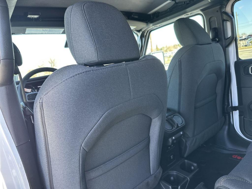 new 2026 Jeep Wrangler car, priced at $47,098