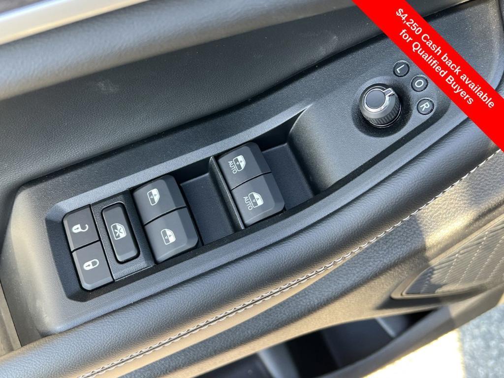 new 2025 Jeep Grand Cherokee car, priced at $46,710