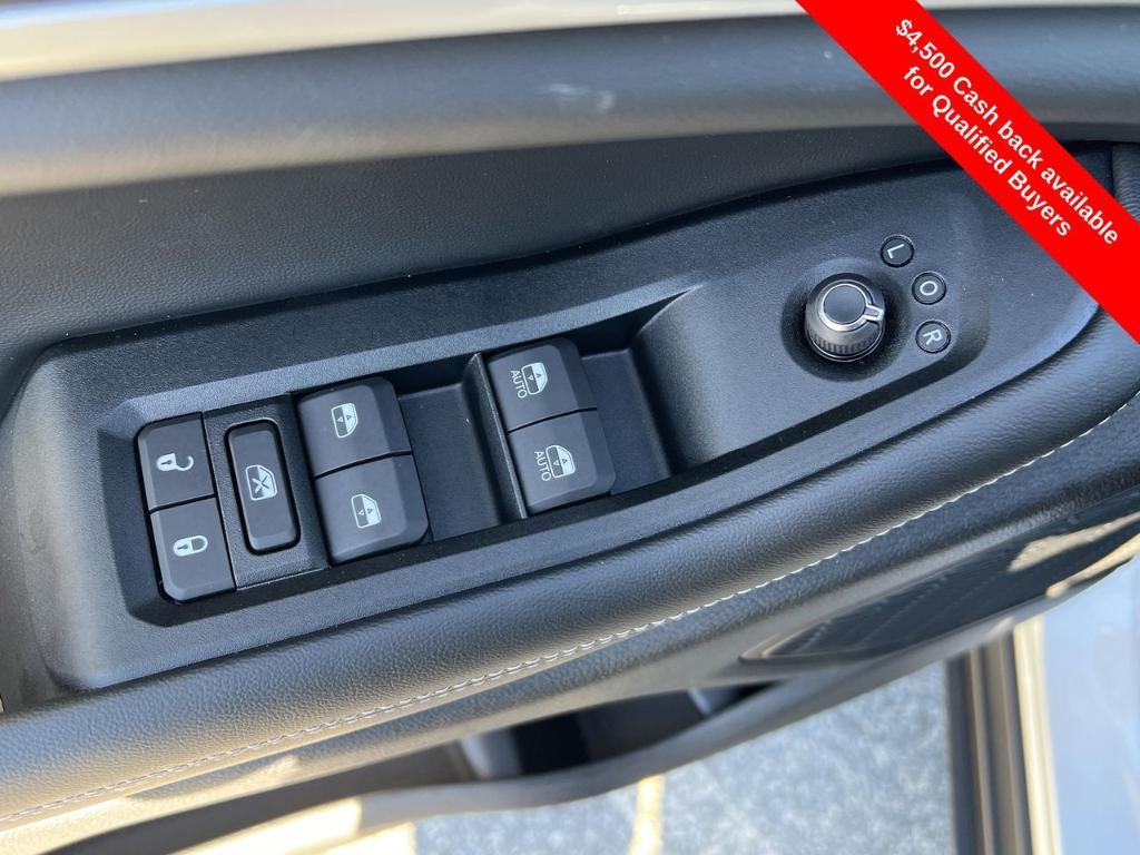 new 2025 Jeep Grand Cherokee L car, priced at $46,757