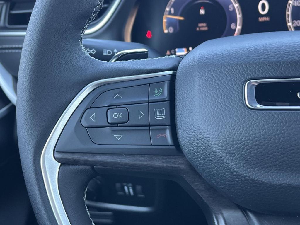 new 2025 Jeep Grand Cherokee L car, priced at $44,757