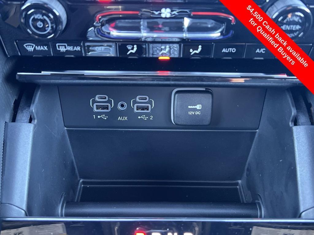 new 2025 Jeep Grand Cherokee L car, priced at $46,757