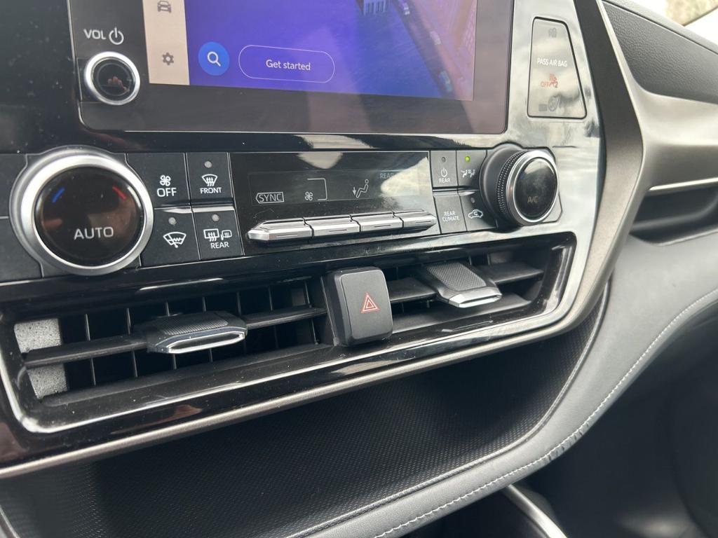 used 2023 Toyota Highlander car, priced at $31,000