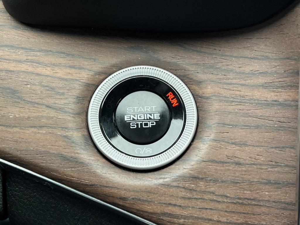 used 2025 Jeep Grand Cherokee car, priced at $46,500