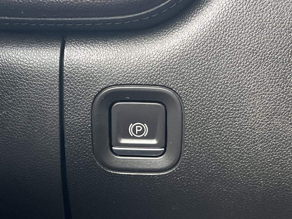 used 2019 Chevrolet Silverado 1500 car, priced at $31,000