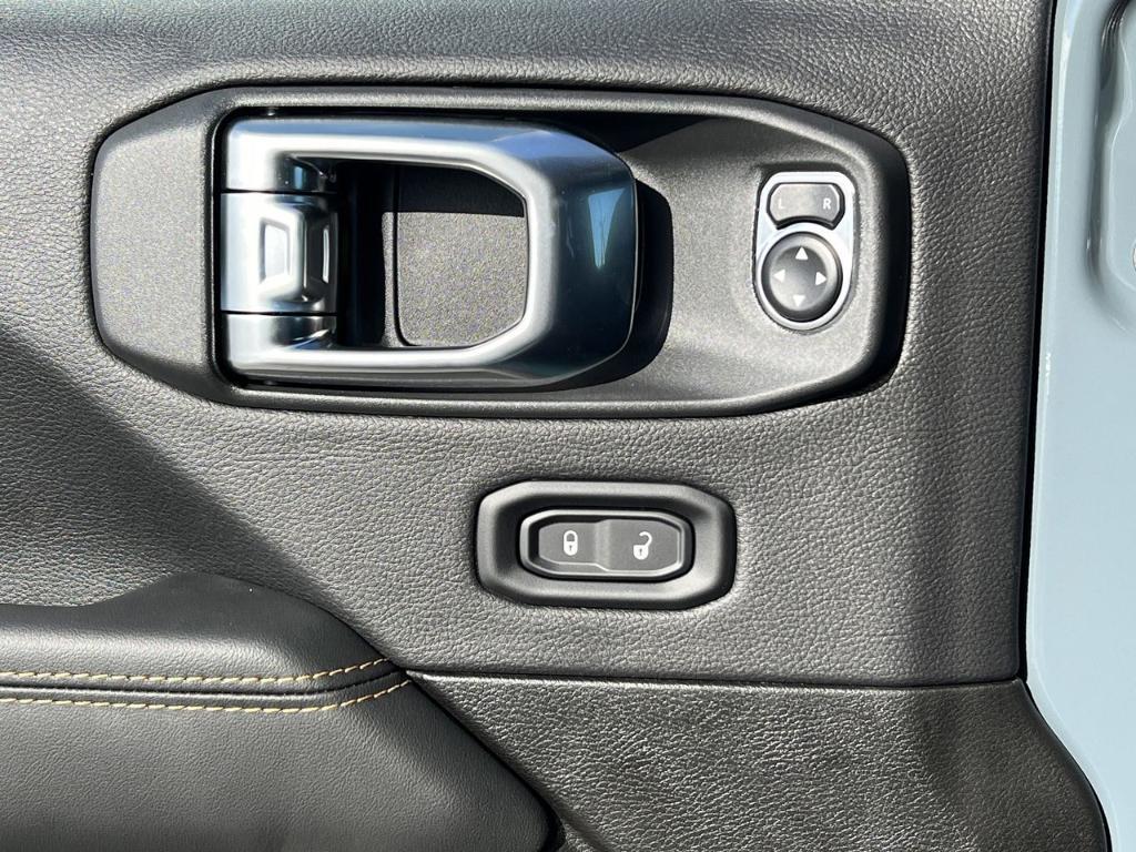 new 2026 Jeep Wrangler car, priced at $53,256