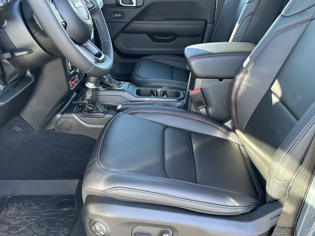 new 2026 Jeep Wrangler car, priced at $61,125