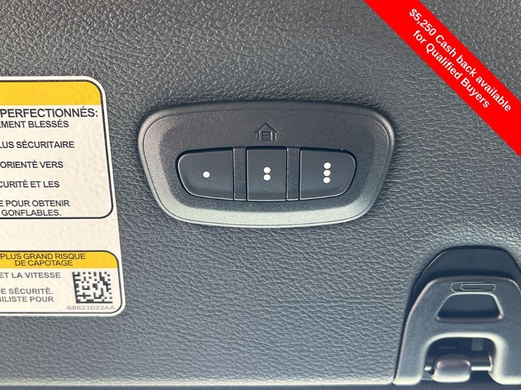 new 2025 Jeep Gladiator car, priced at $38,517