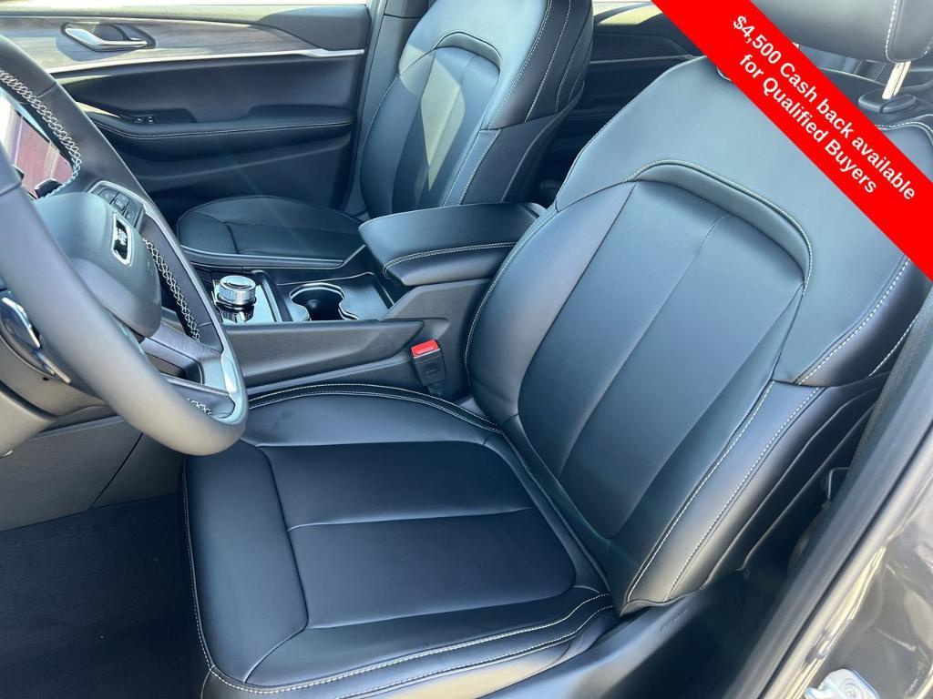 new 2025 Jeep Grand Cherokee L car, priced at $46,757