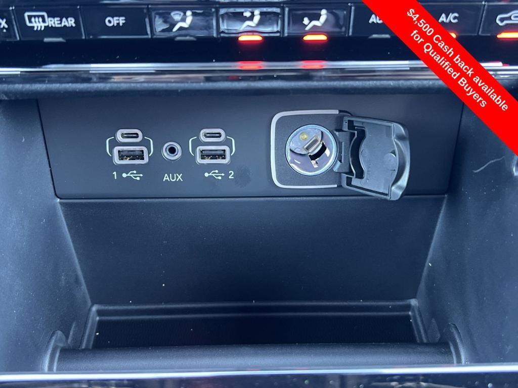 new 2025 Jeep Grand Cherokee L car, priced at $46,757