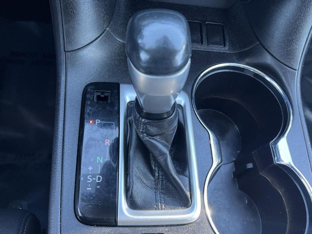 used 2019 Toyota Highlander car, priced at $22,300