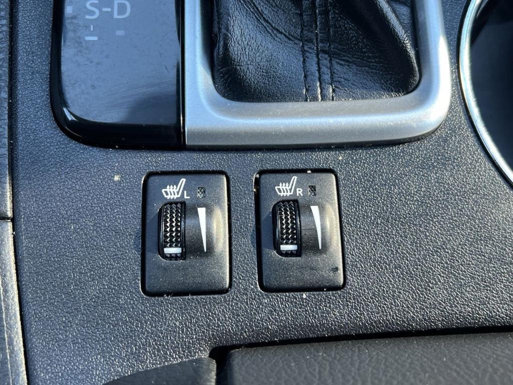 used 2019 Toyota Highlander car, priced at $22,300