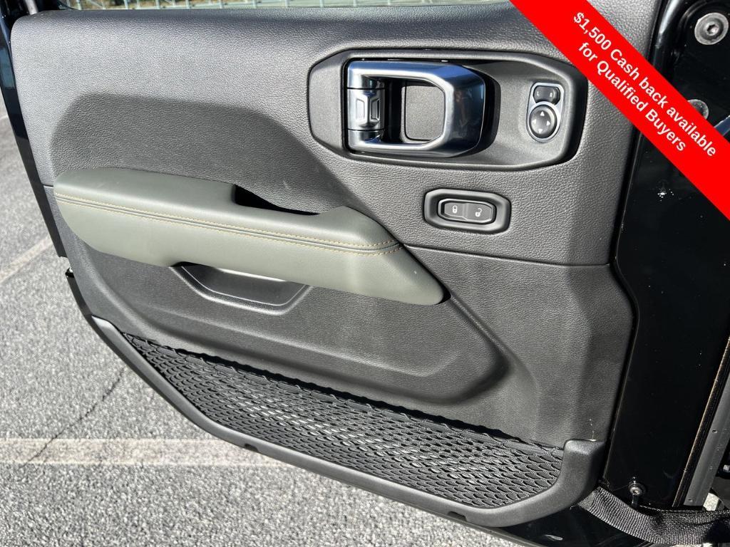 new 2026 Jeep Gladiator car, priced at $59,830