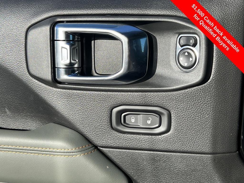 new 2026 Jeep Gladiator car, priced at $59,830